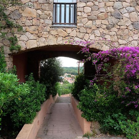 Calarossa Sardinia Apartments 罗萨岛 外观 照片